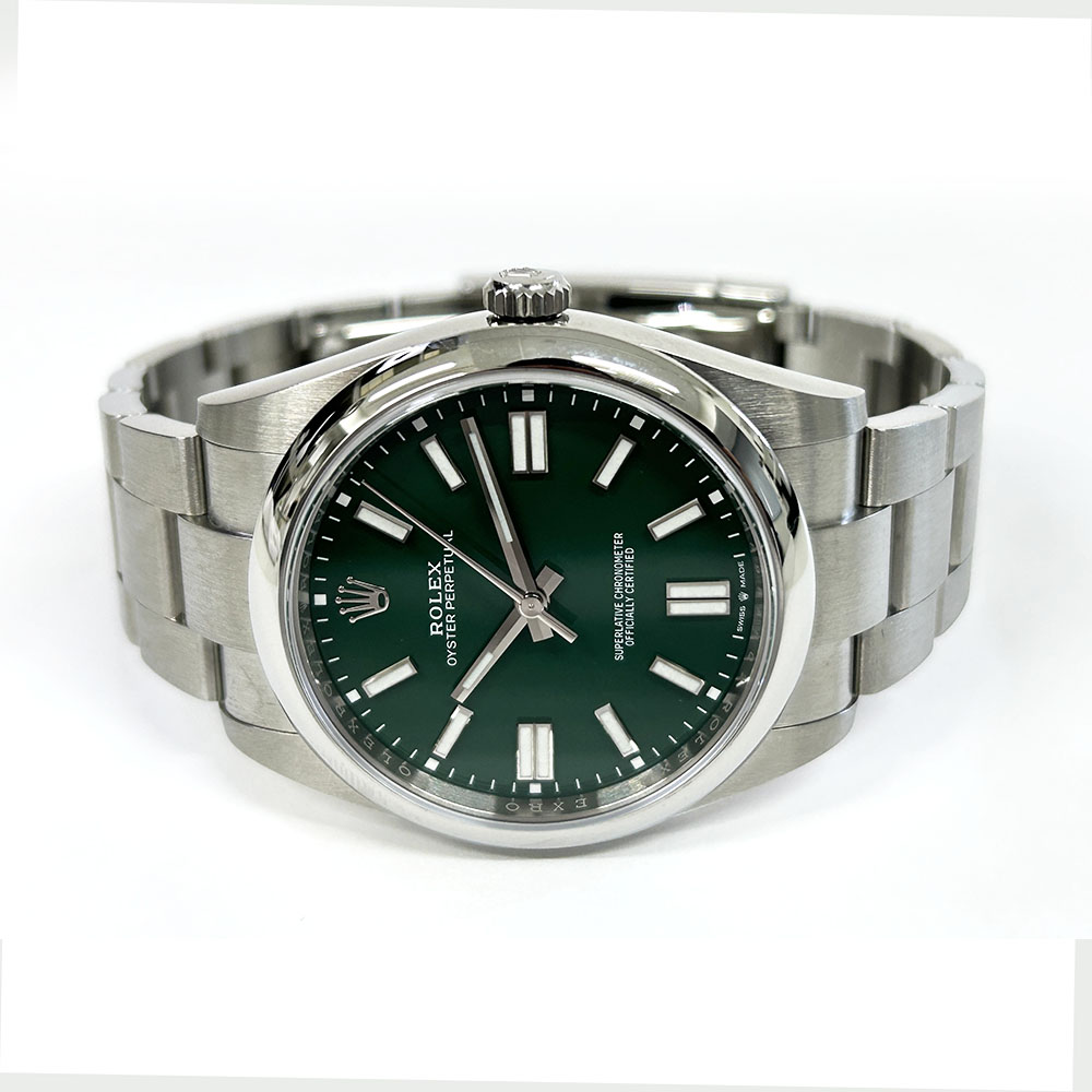 Rolex 124300 41mm Oyster Perpetual Stainless Steel Green Dial 2021
