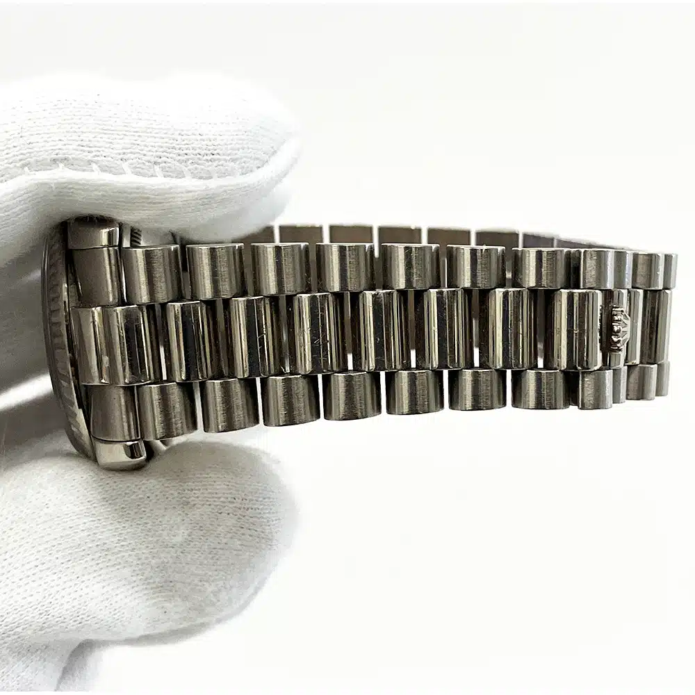 Rolex Day-Date 118239A 36mm white gold President, silver diamond dial - view 7