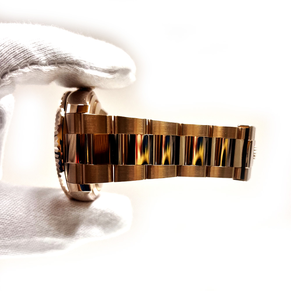 Rolex Sky-Dweller 336935-0001 42mm Rose Gold with Blue Dial watch 2024