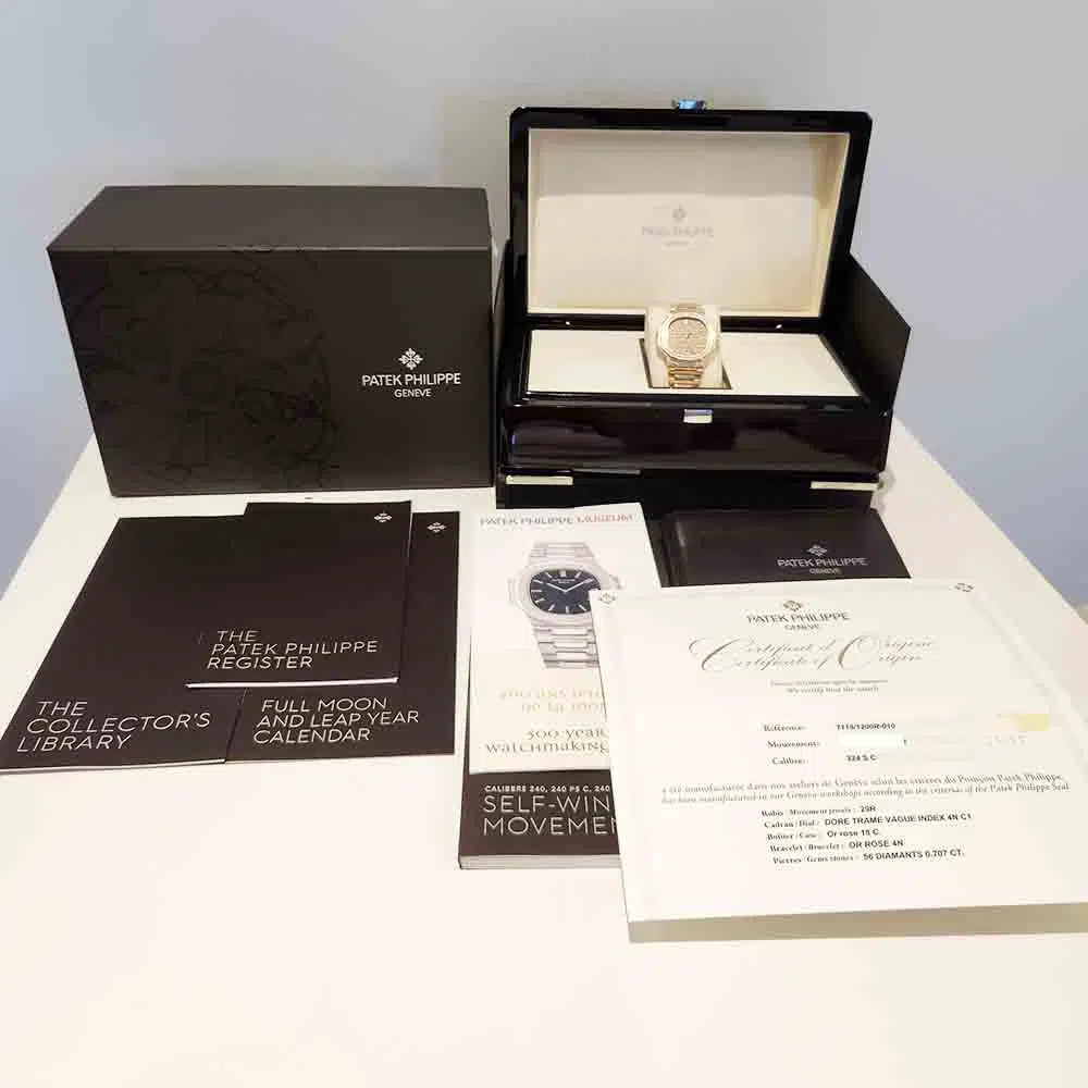Patek Philippe Nautilus 7118/1200R-010 35.2mm Rose Gold Watch MINT 2016 – image 7