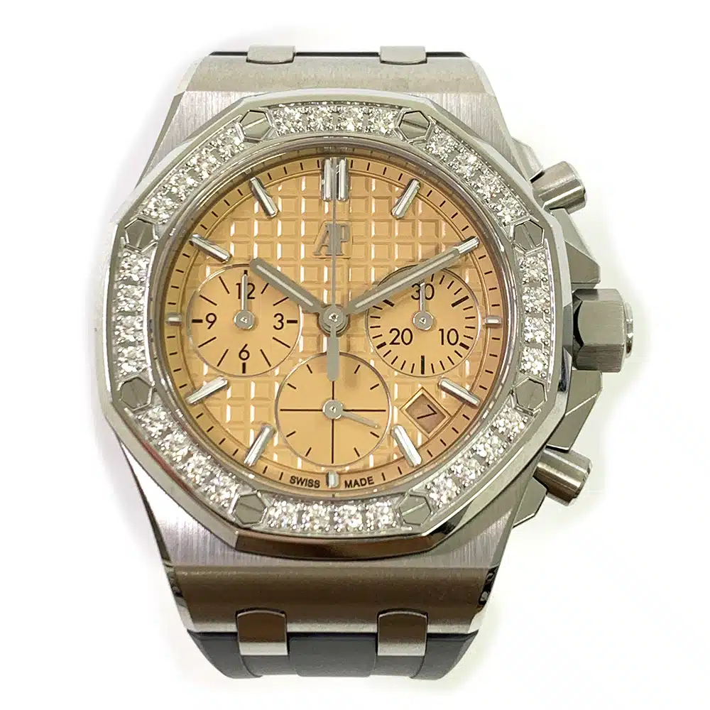 Audemars Piguet Royal Oak Offshore Lady 26231ST.ZZ.A178CA.01 37mm Stainless Steel with Salmon Dial Watch