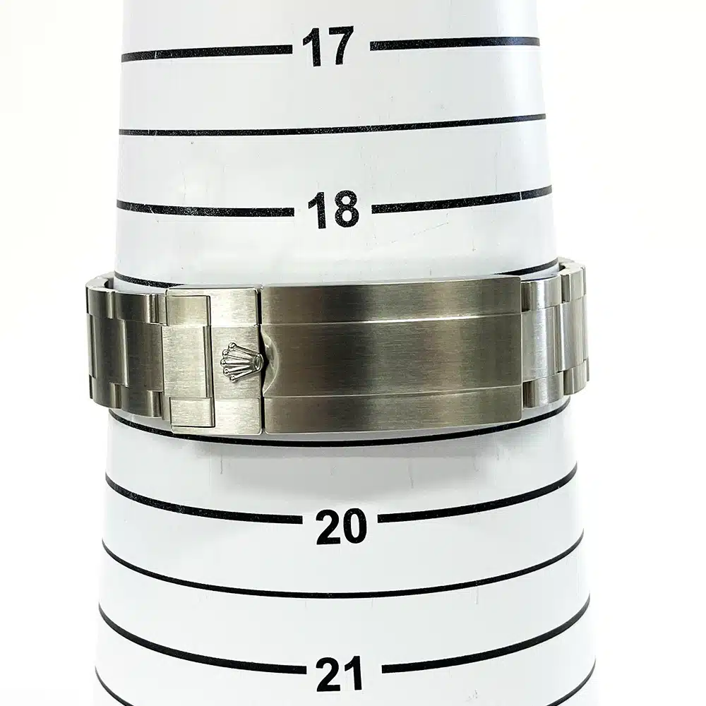 Rolex Oyster Perpetual Submariner 41mm Mens Watch 124060 Steel Bracelet 2024 – image 6