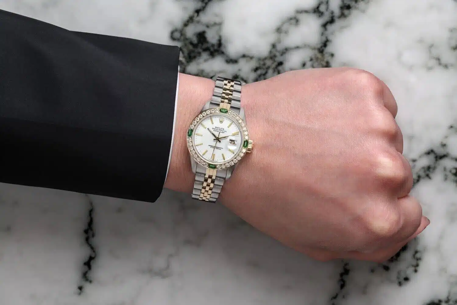 Rolex Lady-Datejust 26mm White Index Dial with Emerald & Diamond Bezel Ladies Watch 69173 – image 8