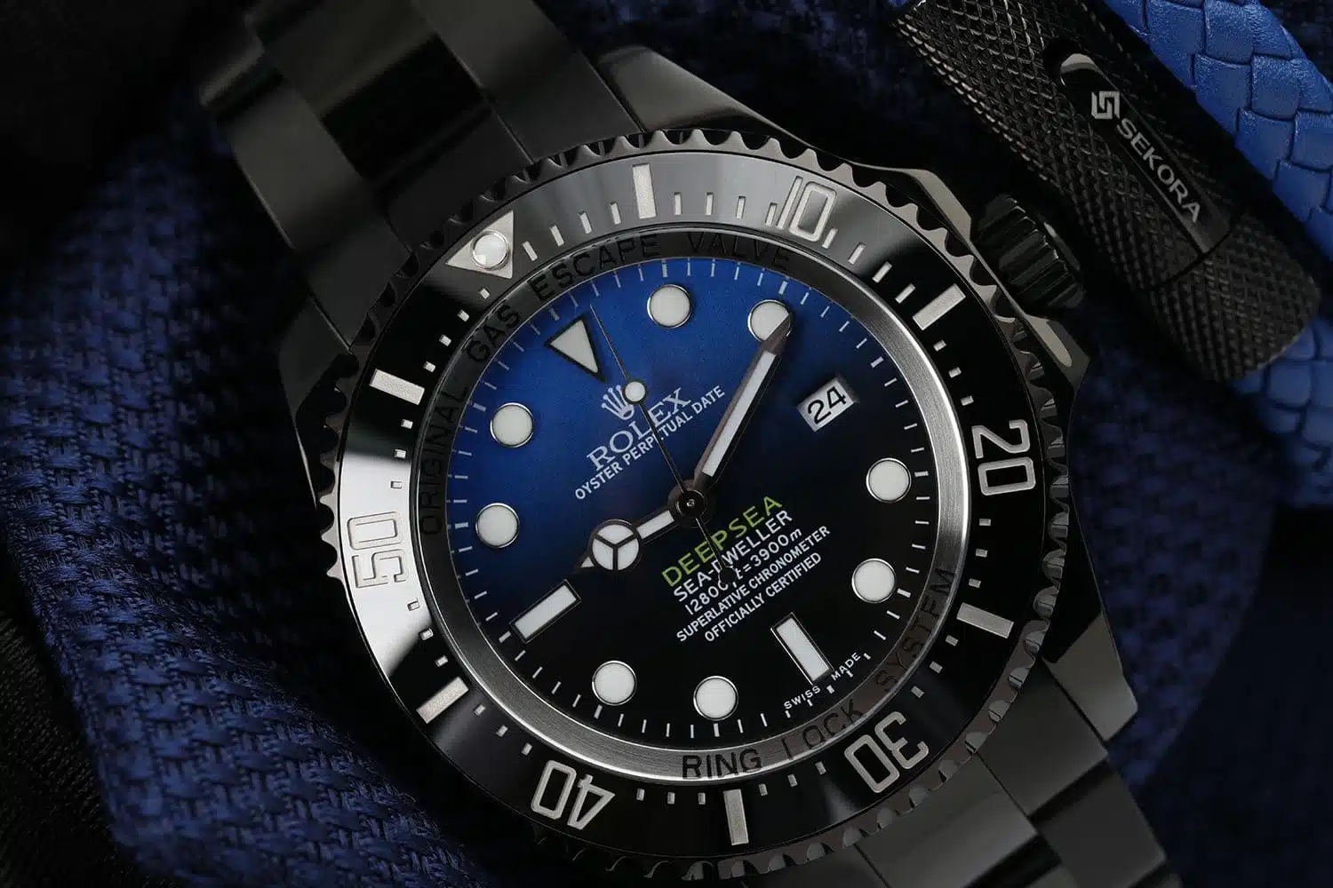 Rolex Blue Sea-Dweller Deepsea Black PVD/DLC Coating 116660 – image 3