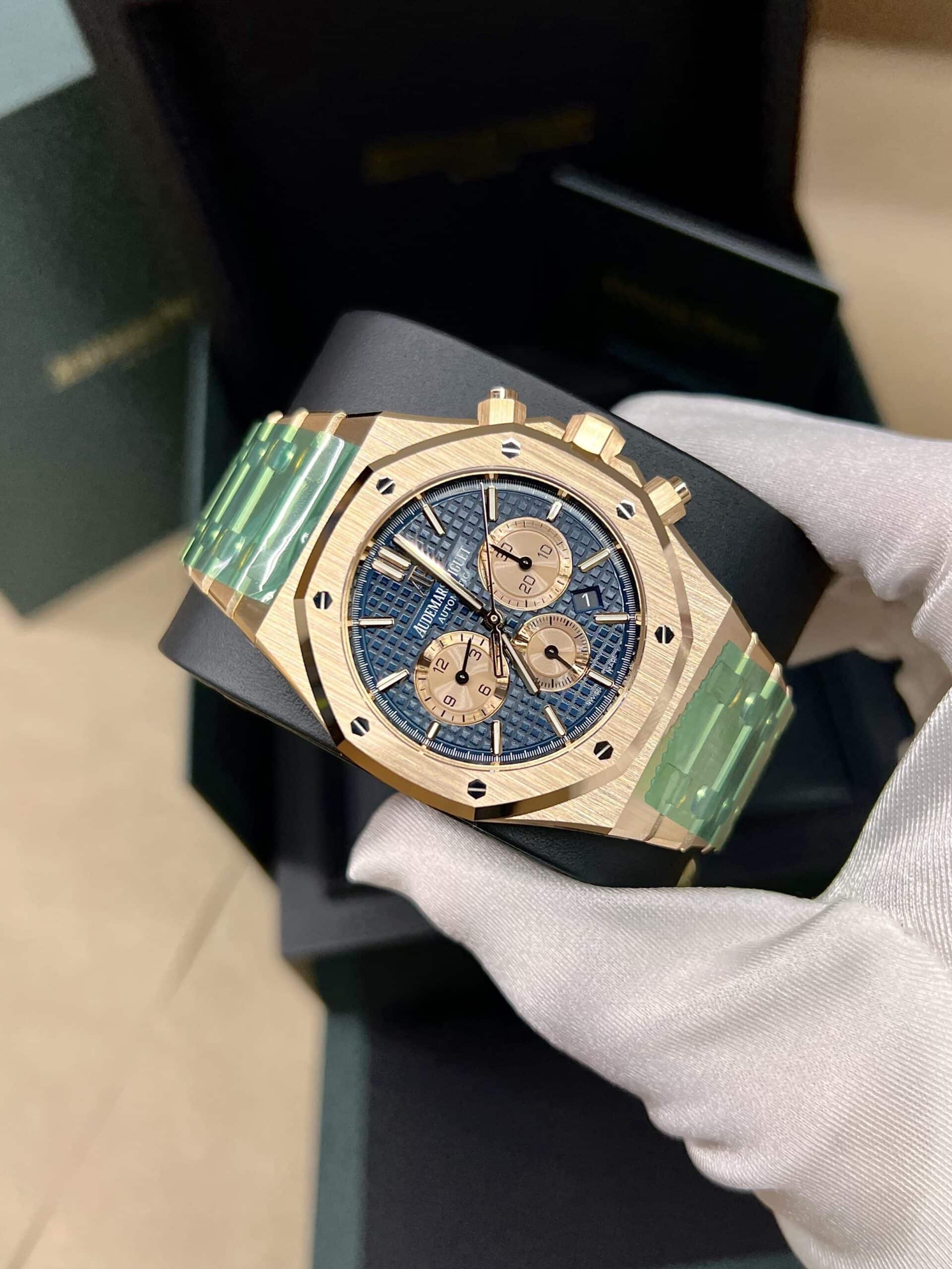 Audemars Piguet Royal Oak Chronograph Blue 26331OR.OO.1220OR.01 Rose Gold Watch