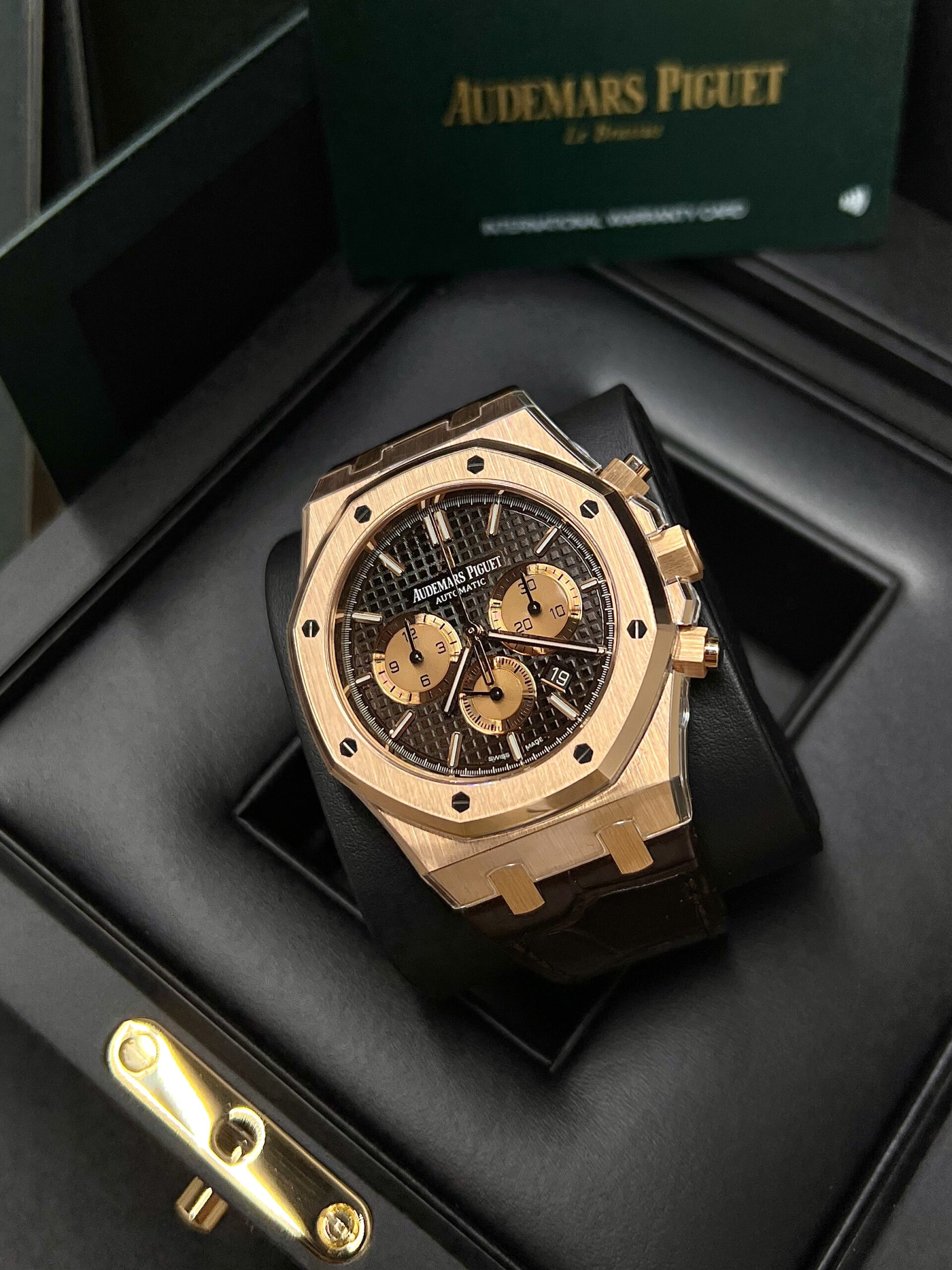 Audemars Piguet Royal Oak Chronograph 26331OR.OO.D821CR.01 Chocolate Dial Brown Leather Rose Gold Watch