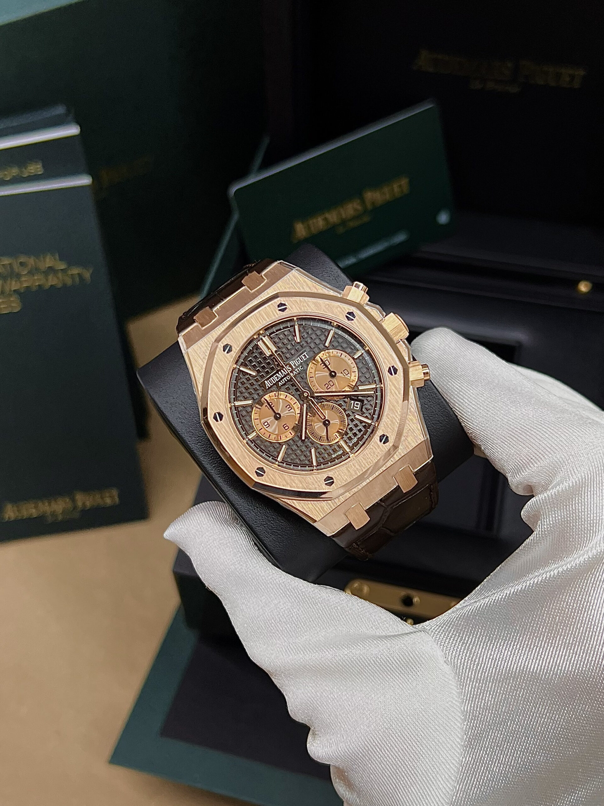 Audemars Piguet Royal Oak Chronograph 26331OR.OO.D821CR.01 Chocolate Dial Brown Leather Rose Gold Watch