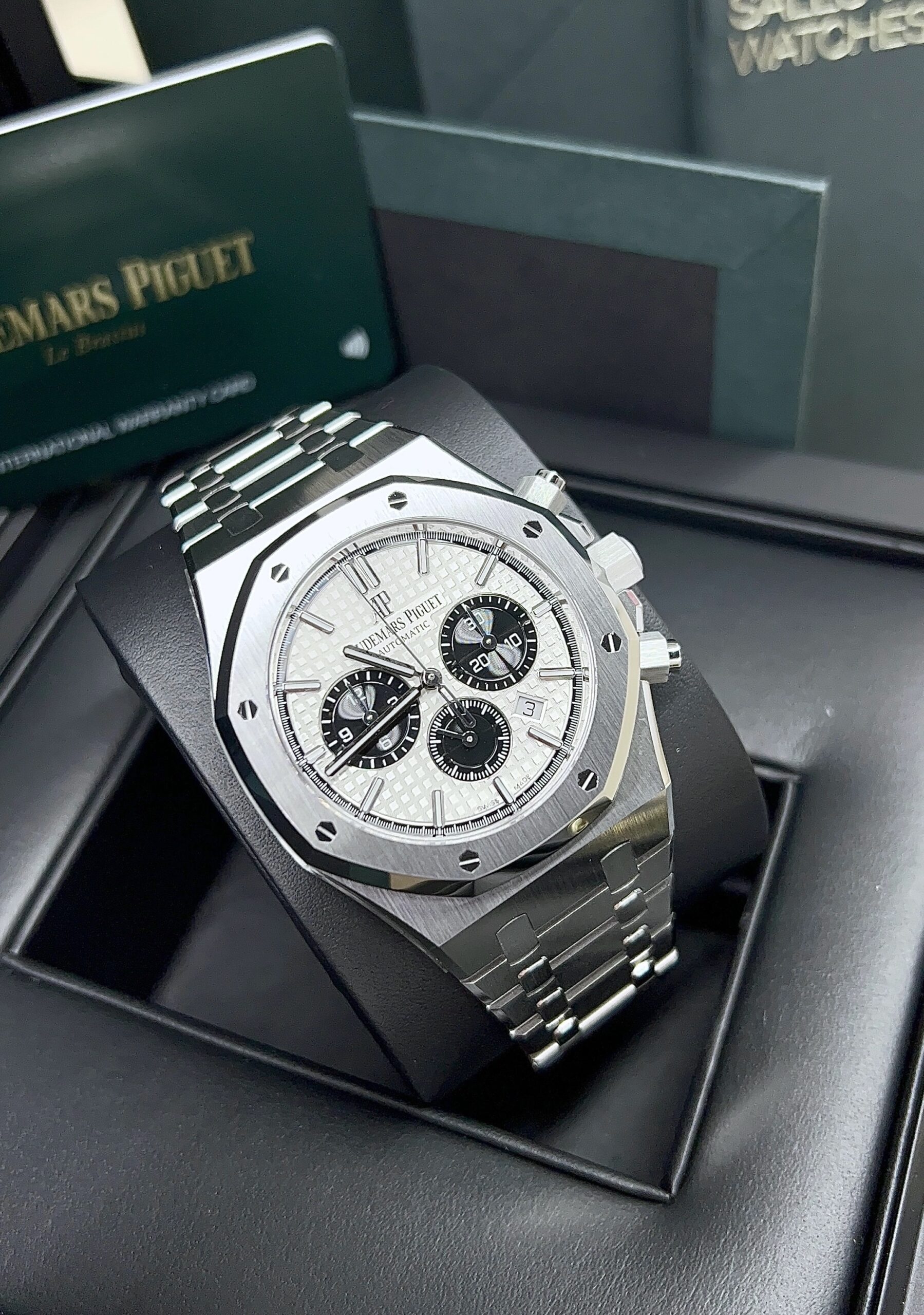 Audemars Piguet Royal Oak Chronograph 26331ST.OO.1220ST.03 Stainless Steel Watch