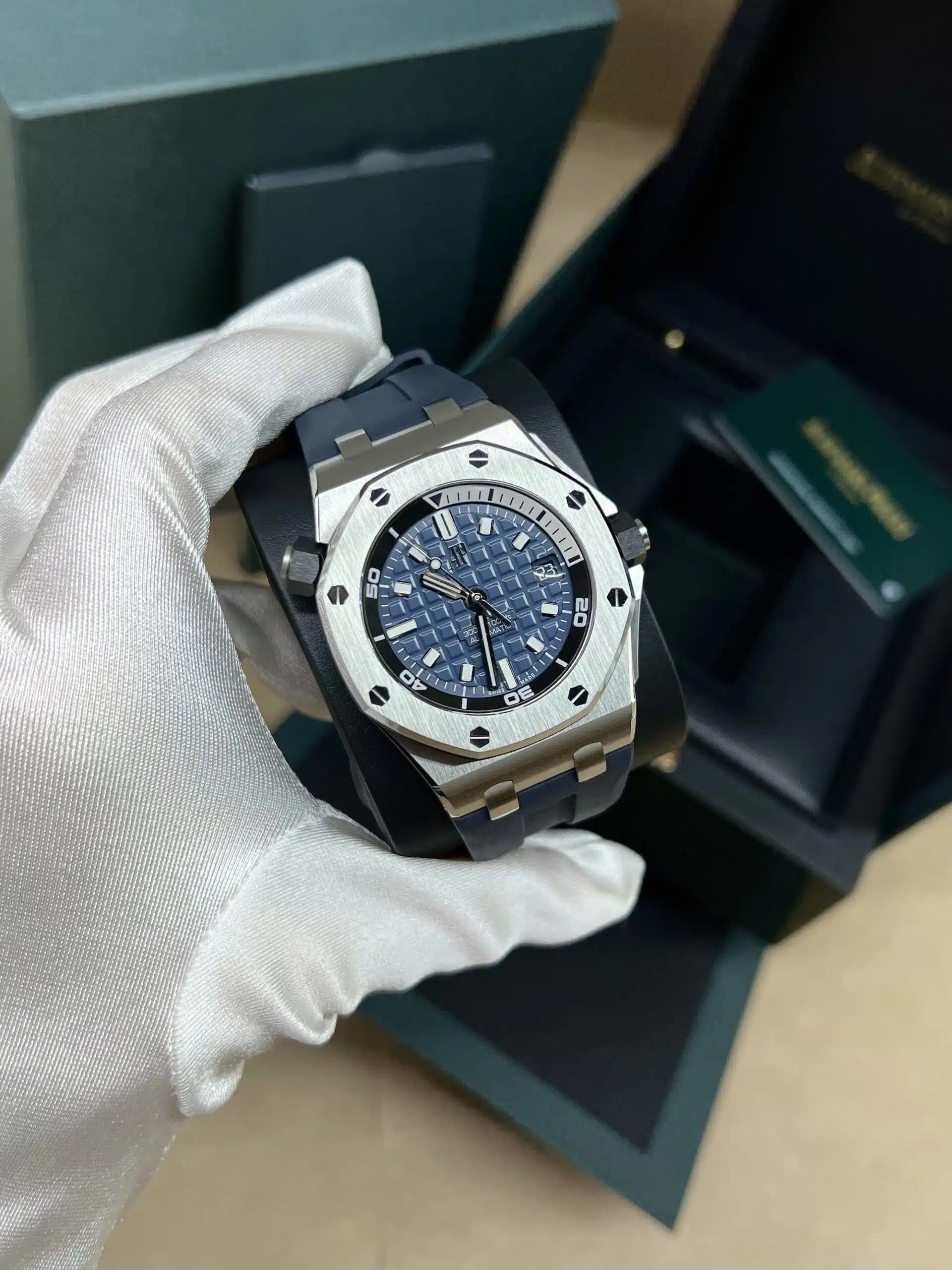 Audemars Piguet Royal Oak Offshore Diver Stainless Steel 42mm Blue Dial 15720ST.OO.A027CA.01 – image 12