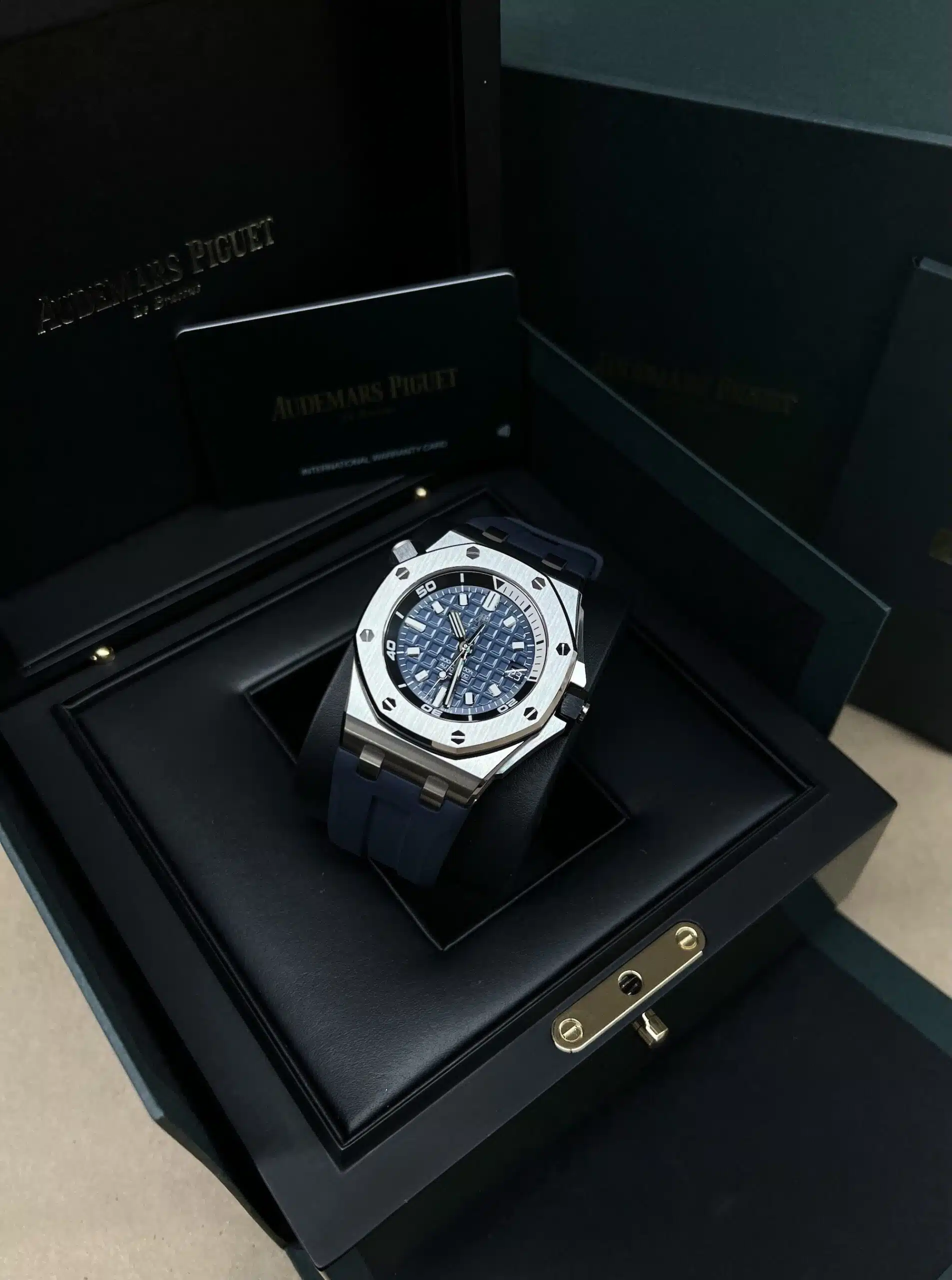 Audemars Piguet Royal Oak Offshore Diver Stainless Steel 42mm Blue Dial 15720ST.OO.A027CA.01 – image 11