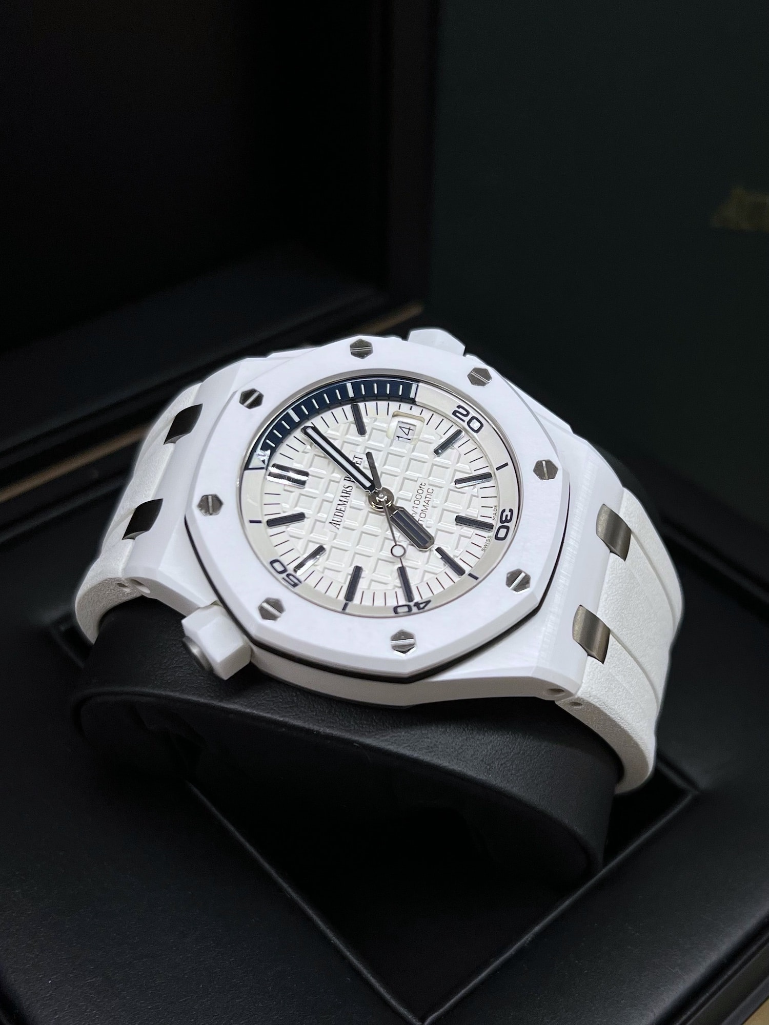 Audemars Piguet Royal Oak Offshore Diver 15707CB.OO.A010CA.01 Ceramic Watch Never Worn