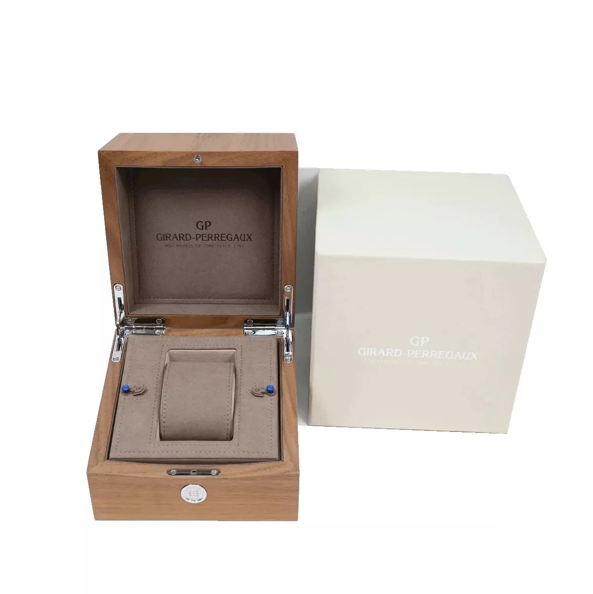 Girard Perregaux Laureato Skeleton Openworked Rose Gold Bracelet 81015 Watch B/P