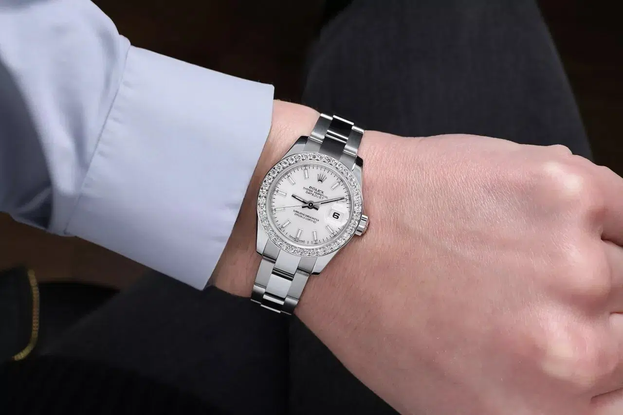 Rolex Datejust 179160 26 mm Silver Index Dial Diamond Bezel Oyster Band Steel Watch – image 9