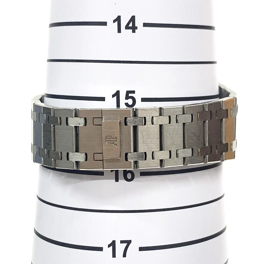 Audemars Piguet Royal Oak 39mm 15202ST.OO.0944ST.01 Automatic Stainless Steel  Watch Silver Dial 2012 – image 7