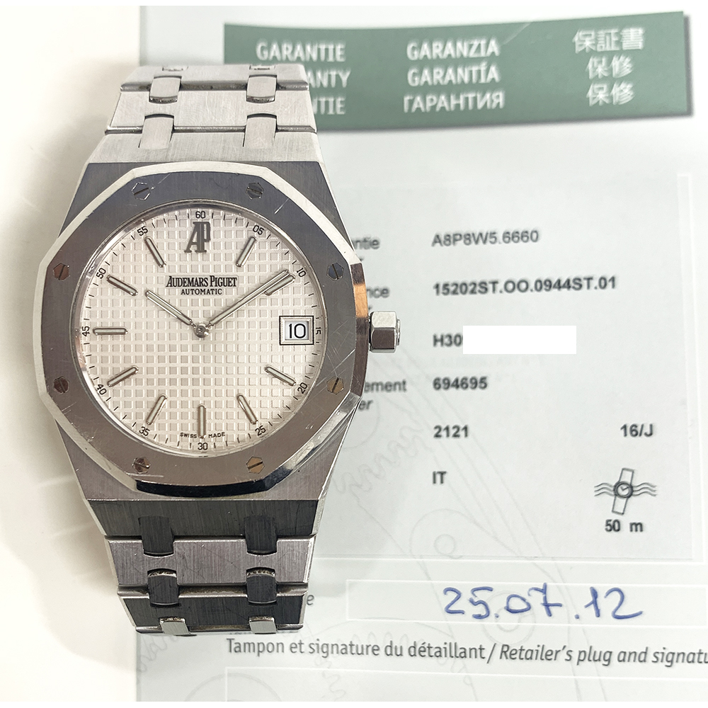 AP Royal Oak 39mm Automatic Stainless Steel Watch Silver Dial