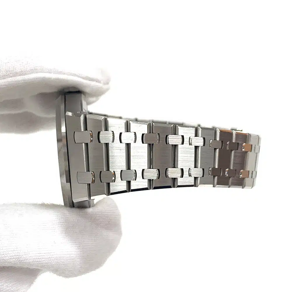 Audemars Piguet Royal Oak Automatic 15500ST.OO.1220ST.03 41mm Stainless Steel Watch Black Dial – image 10