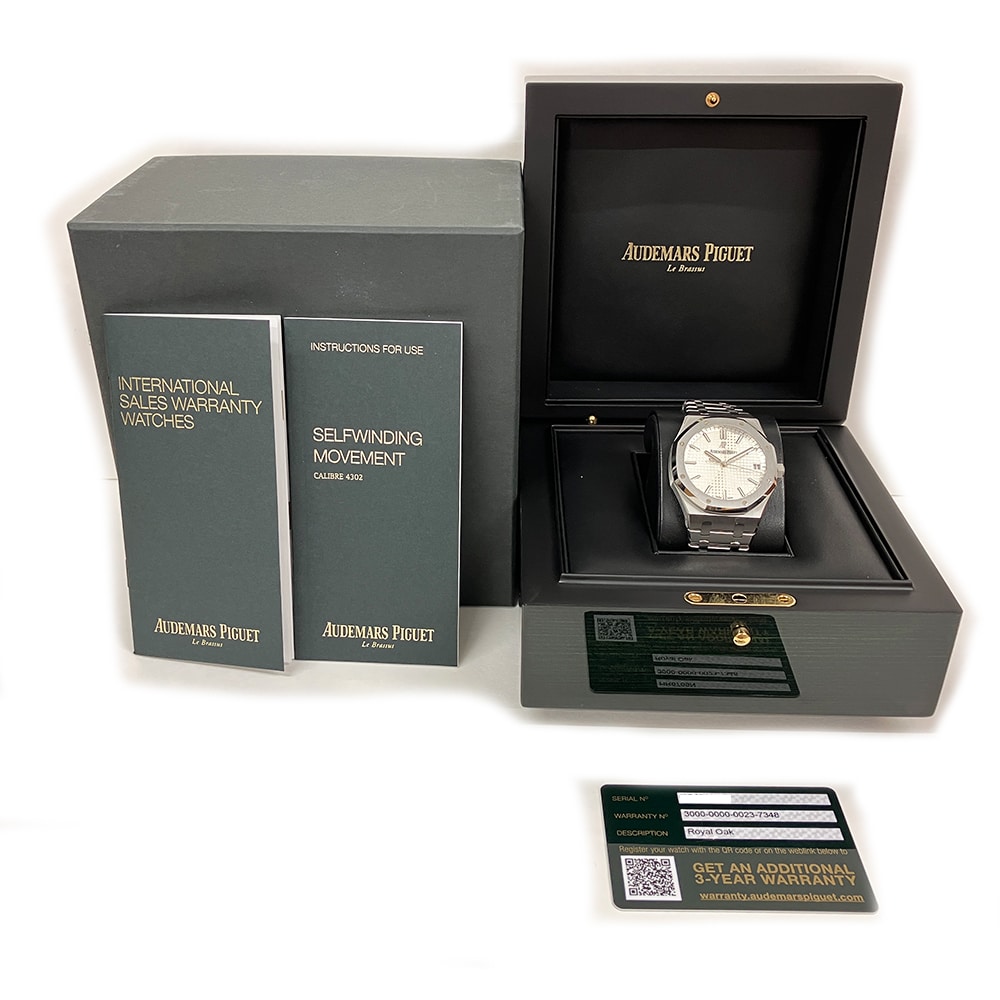 MINT Audemars Piguet Royal Oak 41mm 15500ST.OO.1220ST.04 Stainless Steel Watch Silver Dial 2021