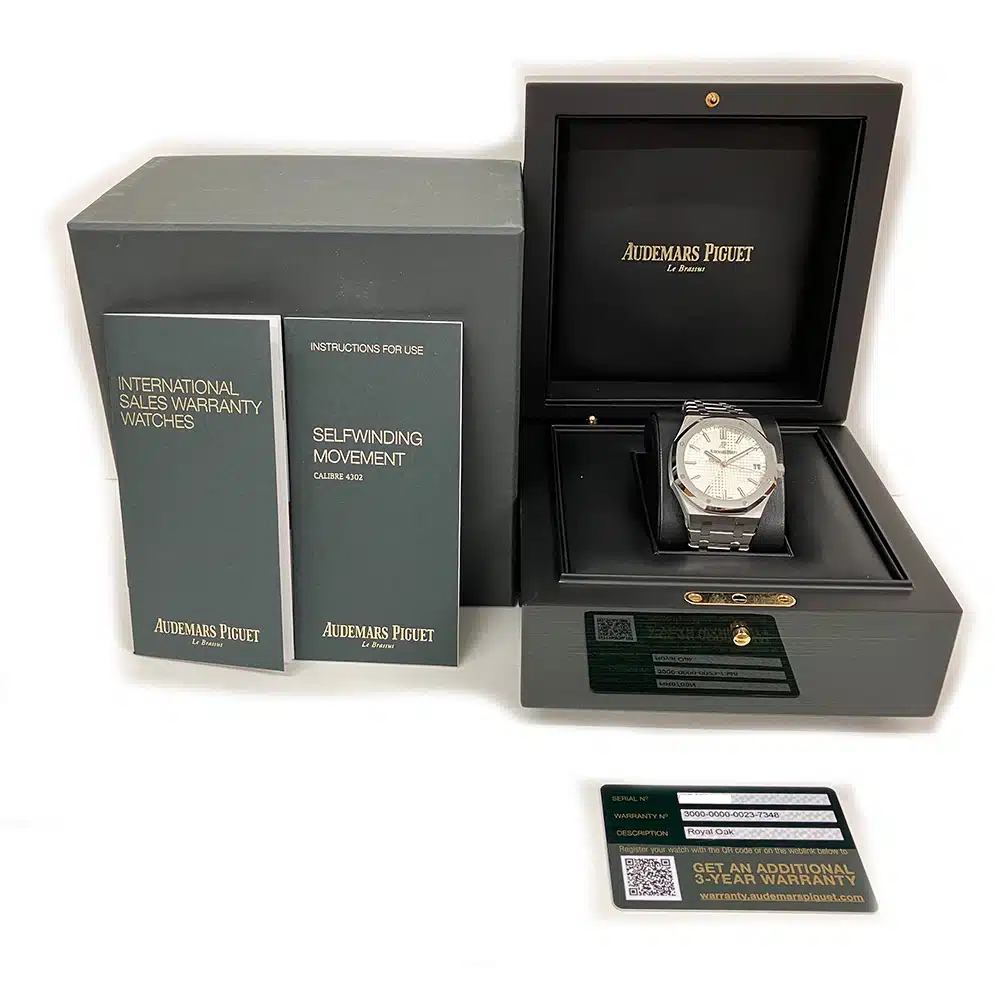 MINT Audemars Piguet Royal Oak 41mm 15500ST.OO.1220ST.04 Stainless Steel Watch Silver Dial 2021 – image 8