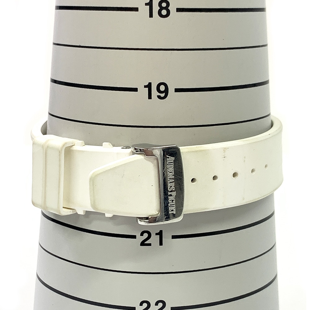 Audemars Piguet Royal Oak Offshore Red/Black Dial 26195ST.OO.D101CR.01 42mm Stainless Steel White Rubber Watch 2011