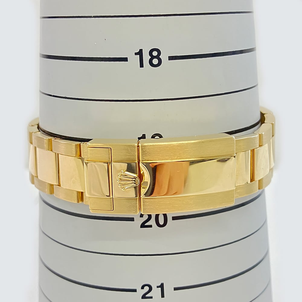 Rolex Cosmograph Daytona 40mm Oyster 116568BR Yellow Gold Watch Black MOP Diamond Dial 2012