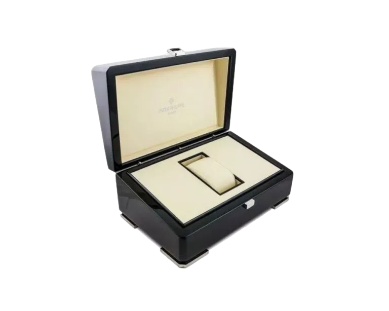 Patek Philippe Moonphase 4968R-001 Mother Of Pearl Dial 33 MM – image 2
