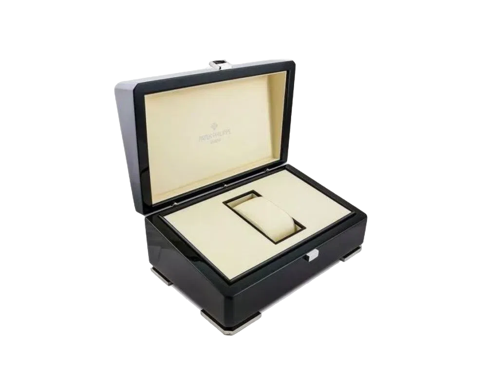 Patek Philippe Moonphase 4968R-001 Mother Of Pearl Dial 33 MM – image 2