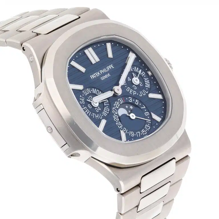 Patek Philippe Nautilus 5740/1G-001 Blue Sunburst Dial White Gold – image 5