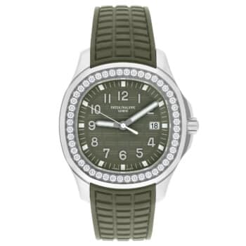 Patek Philippe Aquanaut 5267/200A stainless steel watch, dial detail