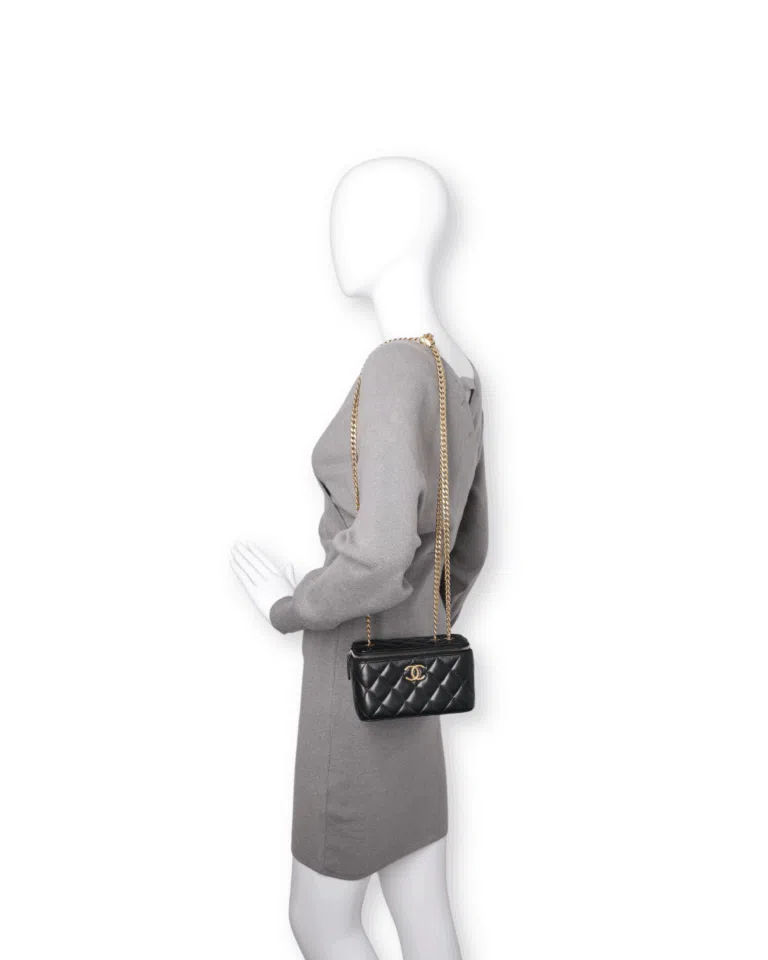 Chanel - Lambskin Enamel Pearl Quilted Small Vanity Case Chain Black (Pre-Owned) – image 2