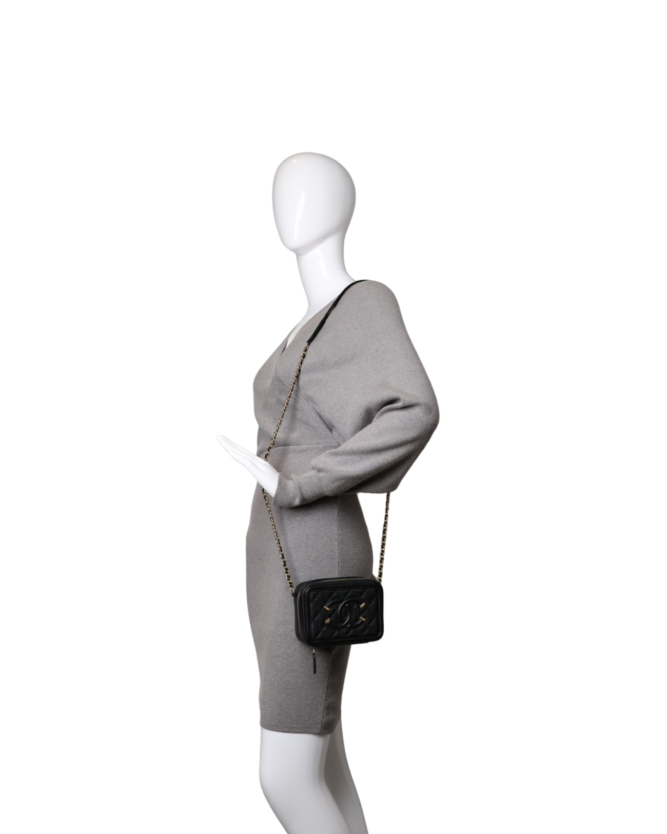 Chanel - Filigree Vanity Case Black Quilted Caviar Small