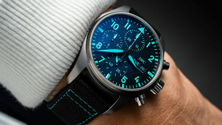 IWC MERCEDES AMG