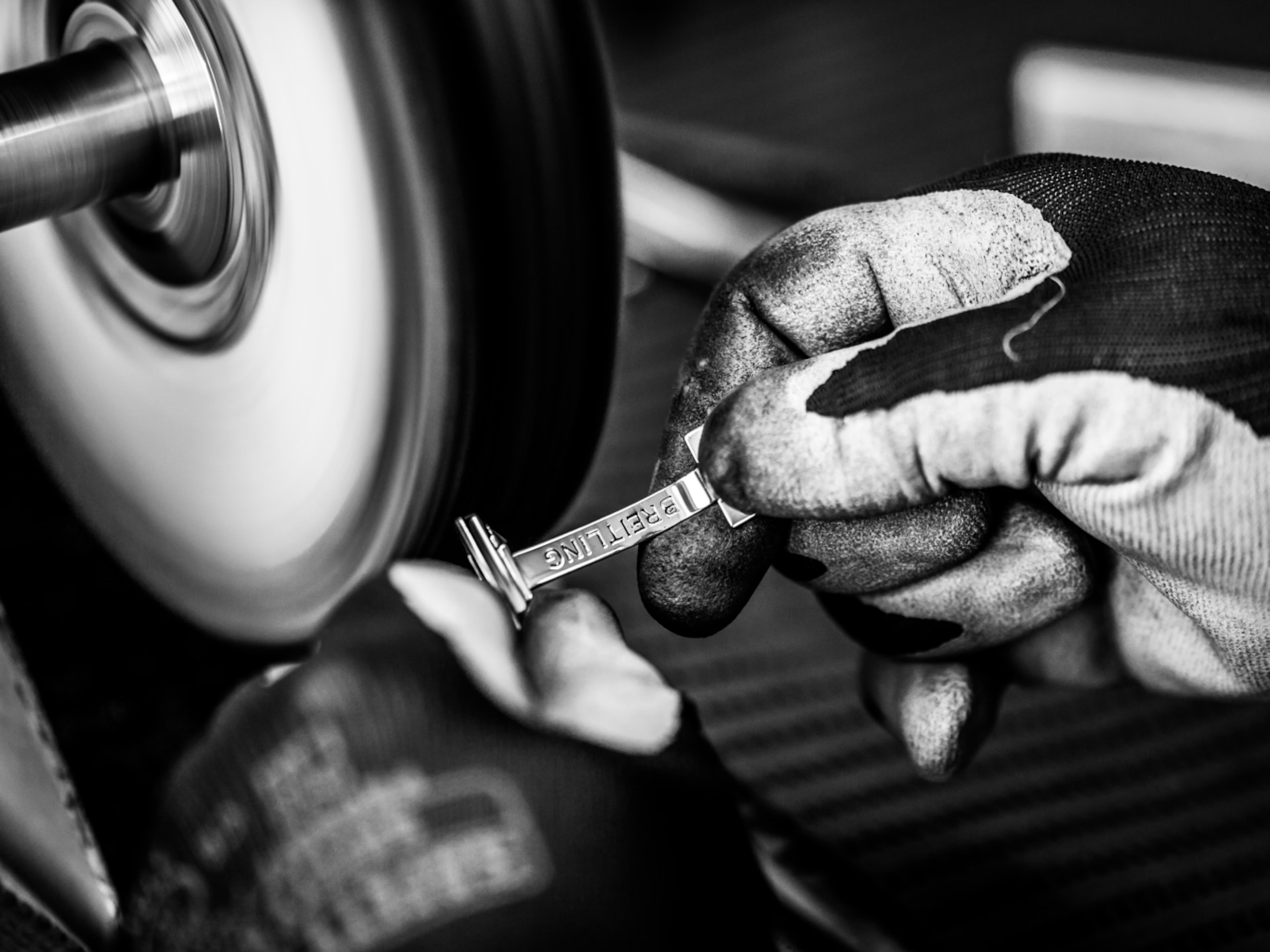 Breitling Polishing Breitling Polishing